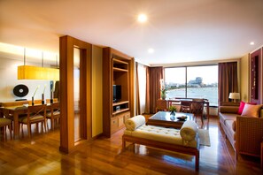 皇家套房 (Royal Princess) | 1 間臥室、迷你吧、客房內保險箱、書桌