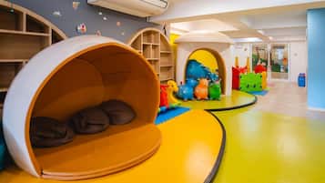 Children’s play area – indoor