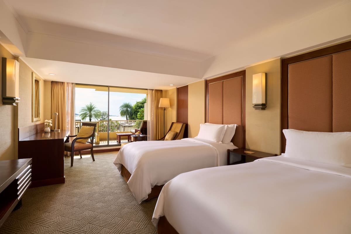 One Bedroom Suite Twin | 1 bedroom, minibar, in-room safe, desk
