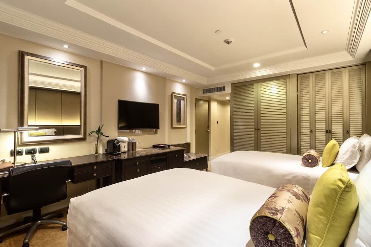 1 bedroom, minibar, in-room safe, desk