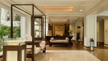 Steam room, body treatments, aromatherapy, Swedish massages