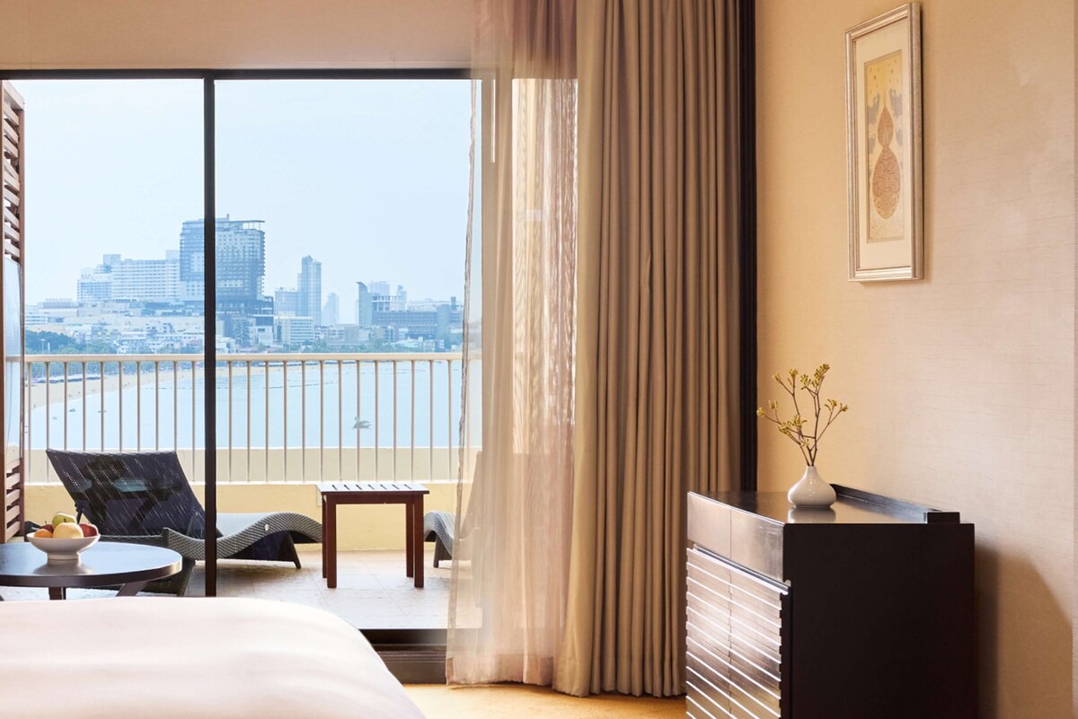 Dusit Thani Pattaya