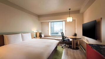 Minibar, in-room safe, soundproofing, iron/ironing board