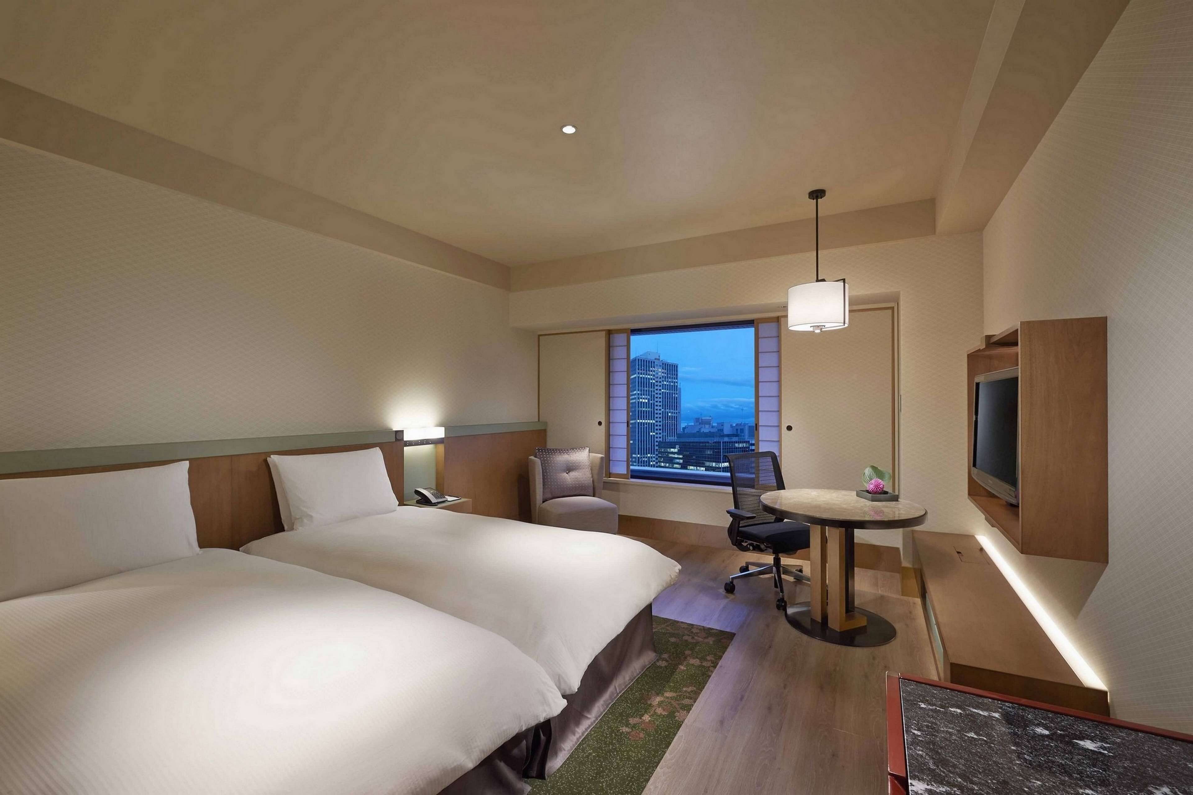 Minibar, in-room safe, soundproofing, iron/ironing board