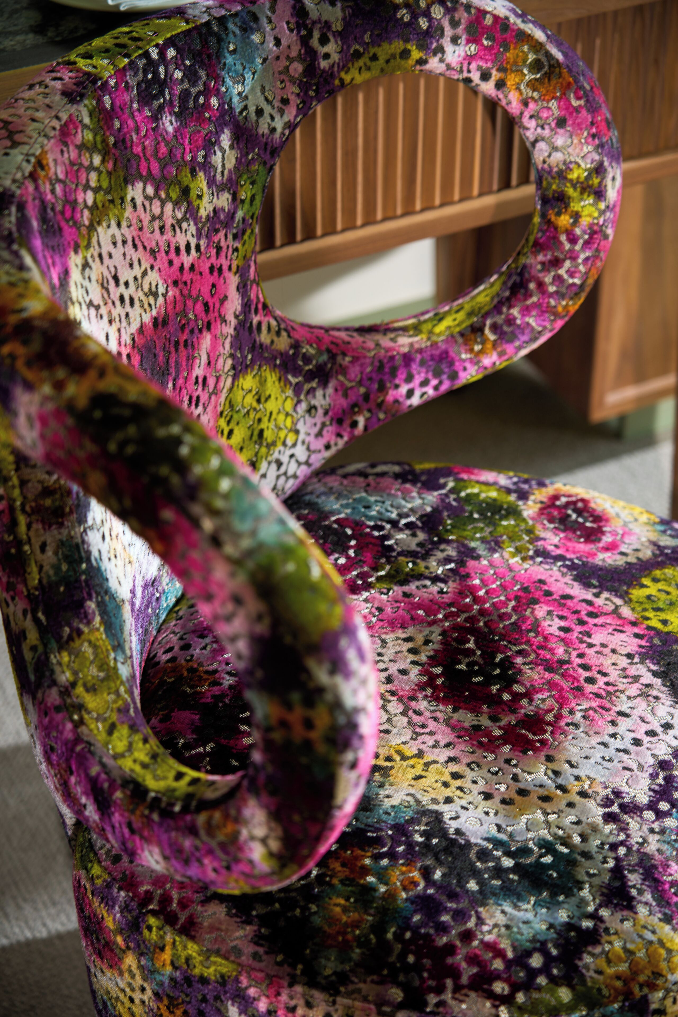 premium room, 1 king bed | egyptian cotton sheets, premium bedding, pillow-top beds, minibar