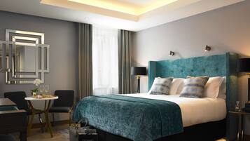 Egyptian cotton sheets, premium bedding, pillow-top beds, minibar