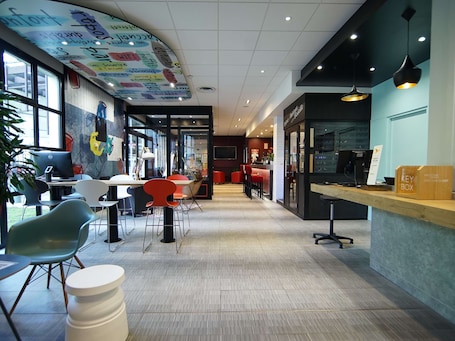 Reception. ibis Paris Nord Villepinte parc des Expositions