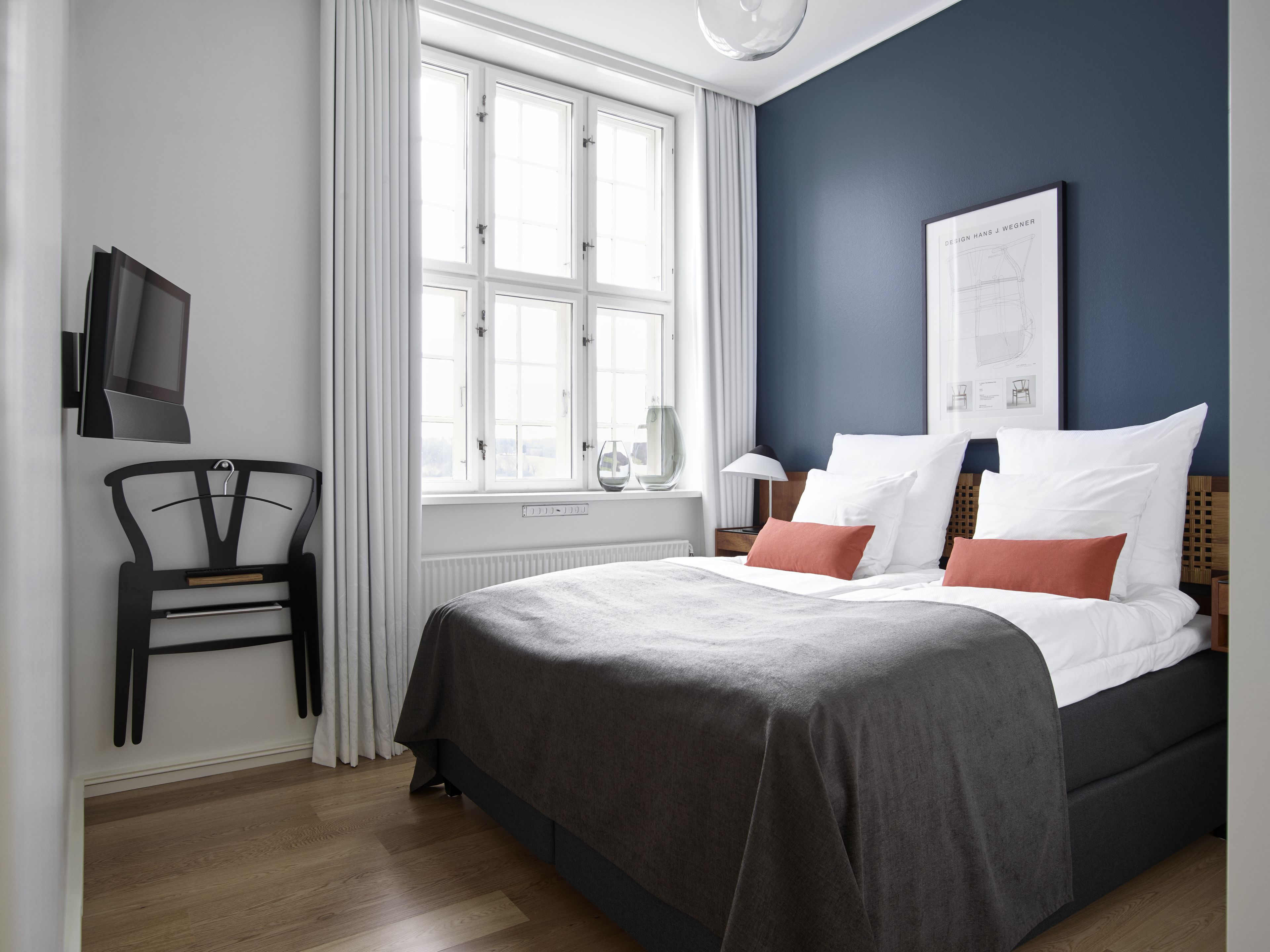 design suite, balcony, fjord view, main building | 1 bedroom, minibar, in-room safe, desk