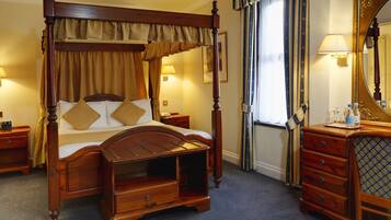 Superior Room, 1 Double Bed, Non Smoking (Four Poster Bed) | Minibar, in-room safe, desk, iron/ironing board