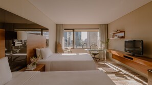Premium bedding, minibar, in-room safe, desk