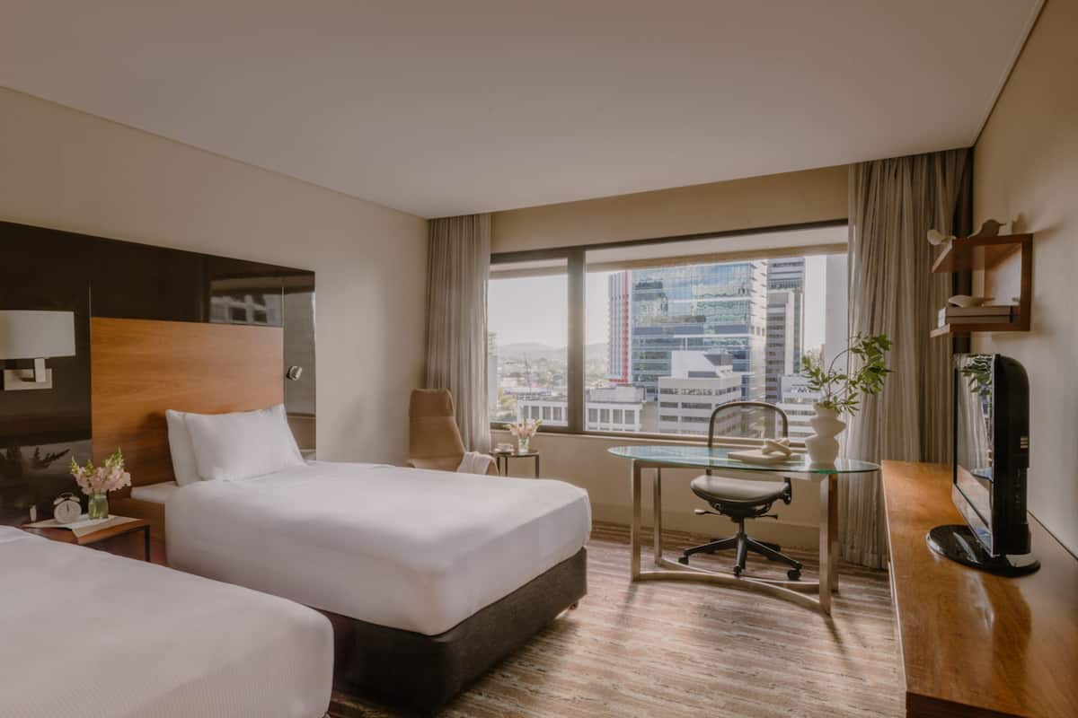Premium bedding, minibar, in-room safe, desk