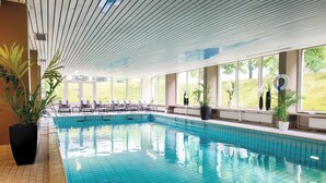 Innendørsbasseng