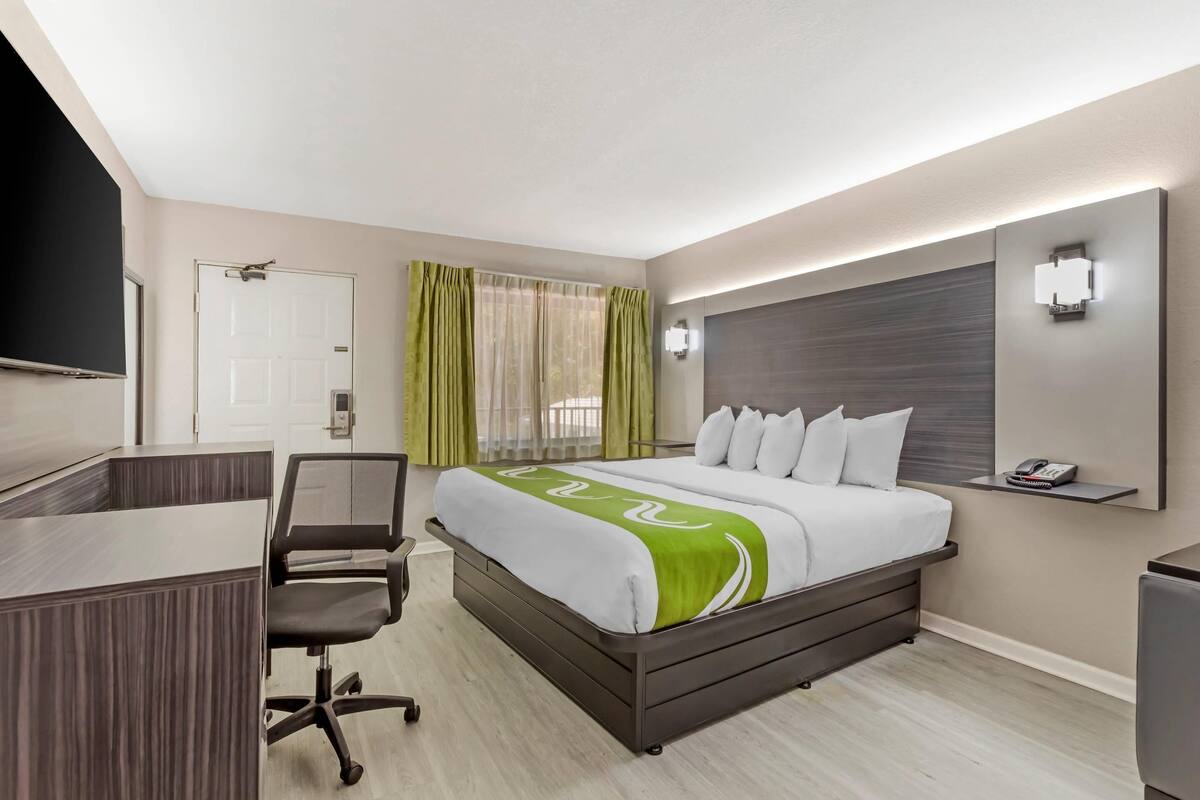 Desk, blackout curtains, iron/ironing board, free WiFi