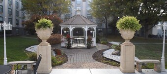 Holiday Inn Piscataway Somerset by IHG