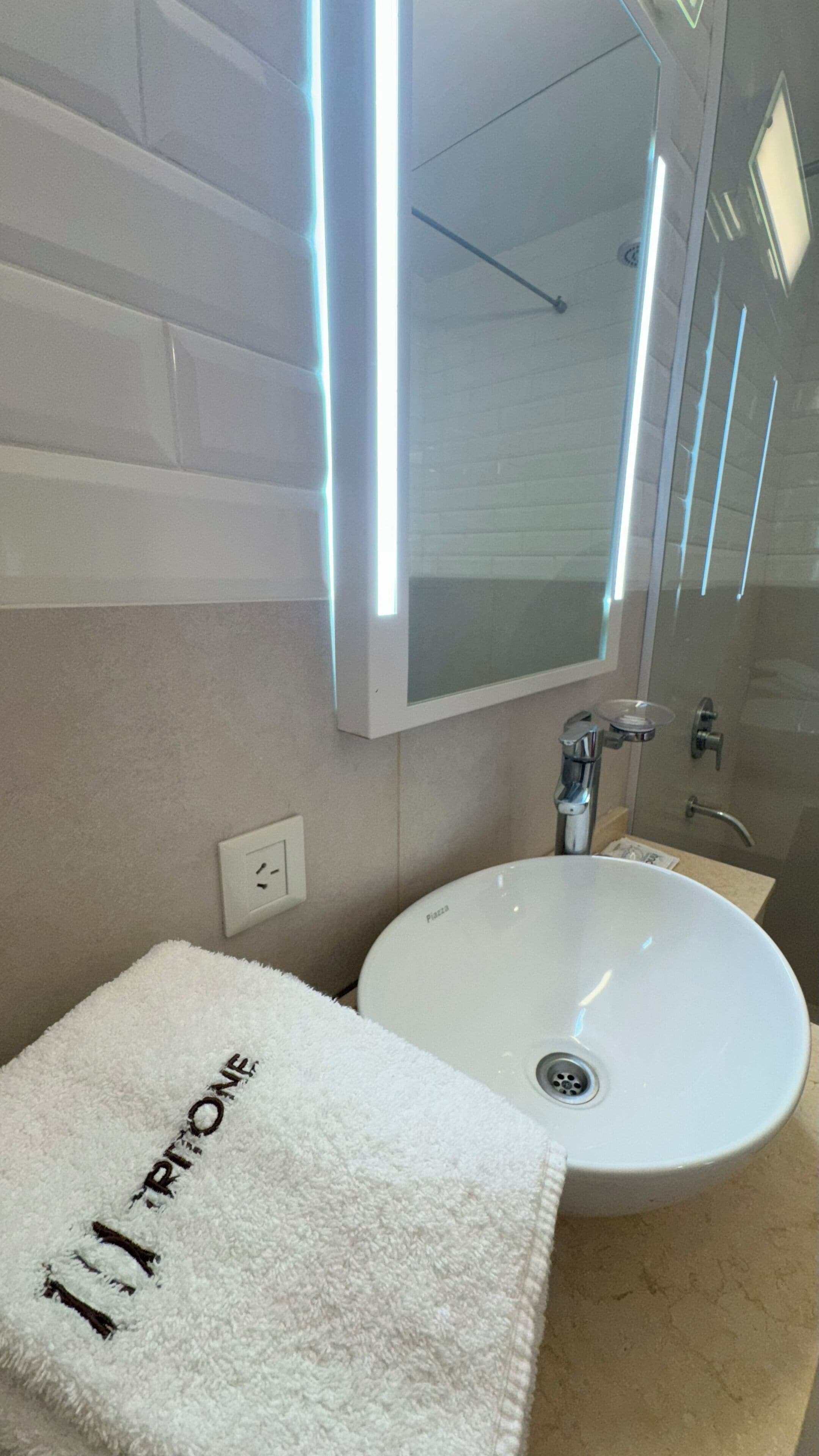 Photo - Tritone Hotel