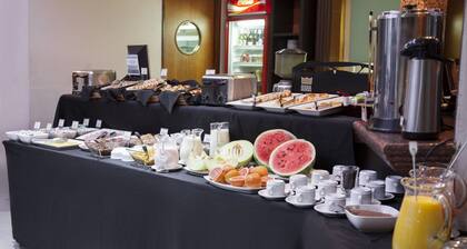 Tritone Hotel