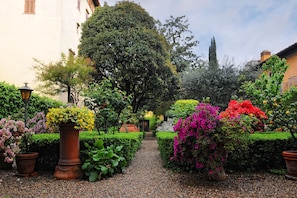 Garden - Monna Lisa (Florence)