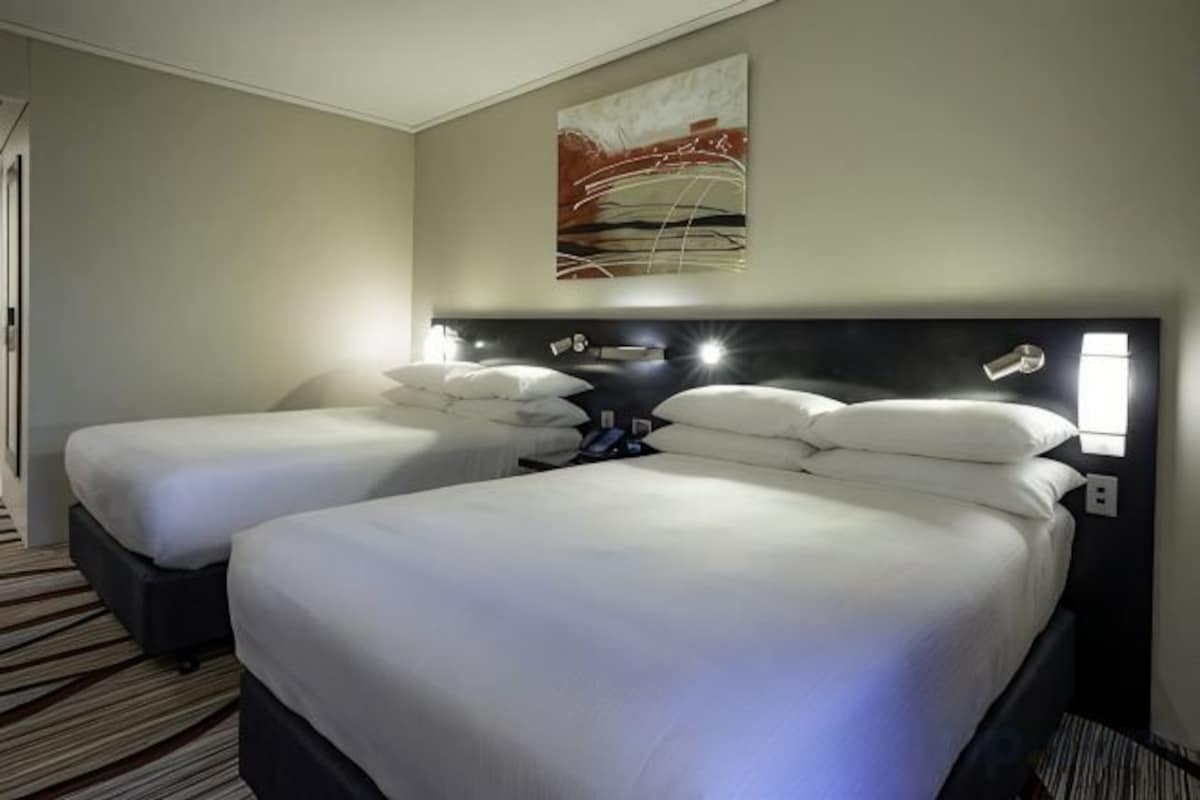 Egyptian cotton sheets, premium bedding, Select Comfort beds