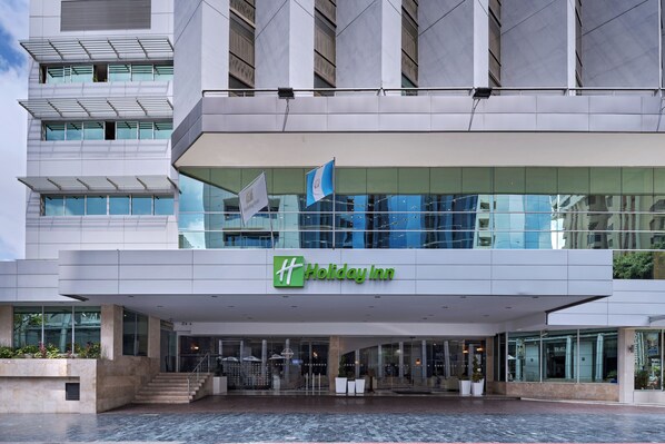 Exterior - Holiday Inn Guatemala City by IHG (Guatemala City)