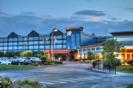 The Ramsey Hotel Convention Center - Image 36