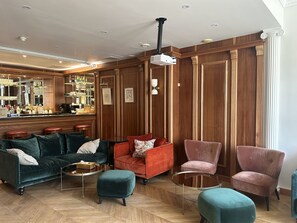 Bar (on property) - Hotel Derby Eiffel (Paris)
