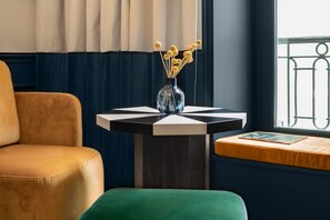 Deluxe Double Room | Soundproofing, free WiFi, bed sheets - Chouchou Hôtel (Paris)
