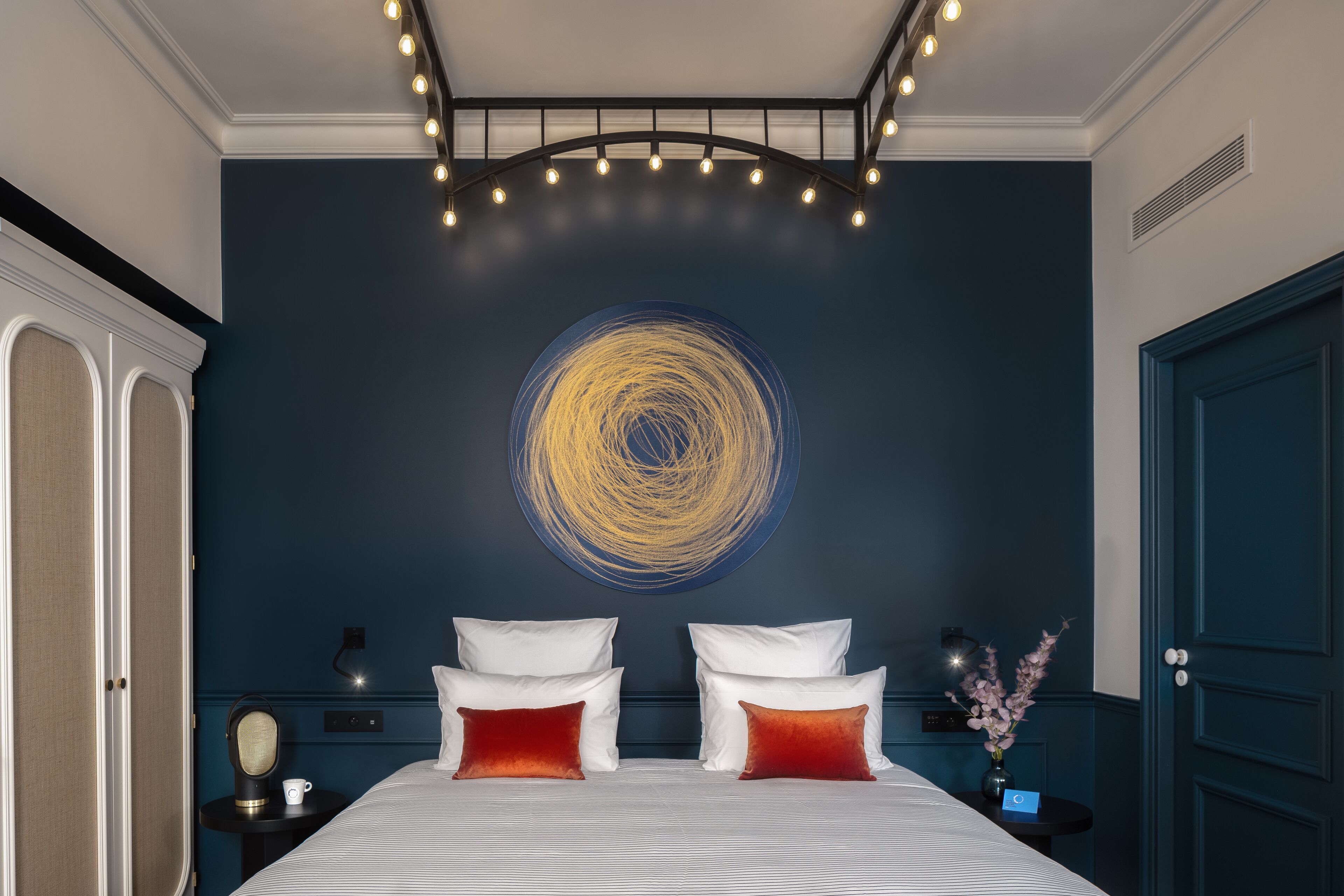 deluxe double room | soundproofing, free wifi, bed sheets