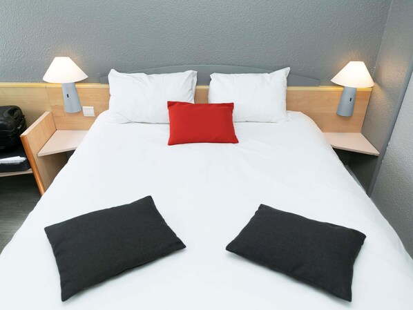 Chambre | Bureau, fer et planche à repasser, lits bébé (gratuits), Wi-Fi gratuit