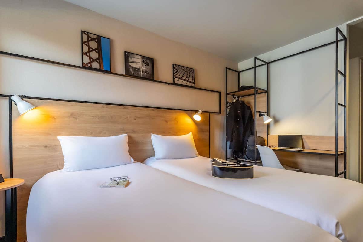 Room | Desk, iron/ironing board, free cots/infant beds, free WiFi