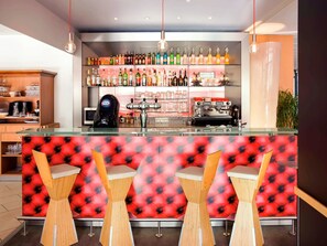 Bar (in der Unterkunft)