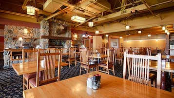 Desayuno todos los días (con cargo)