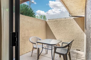 Suite, 1 King Bed, Accessible, Refrigerator & Microwave, No Pets (Adults Only) | Desk, blackout drapes, iron/ironing board, cribs/infant beds