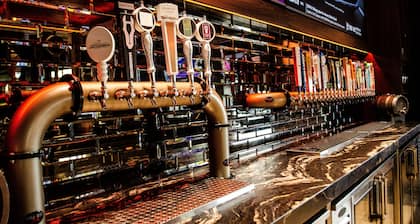 Holiday Inn & Suites St. Cloud by IHG