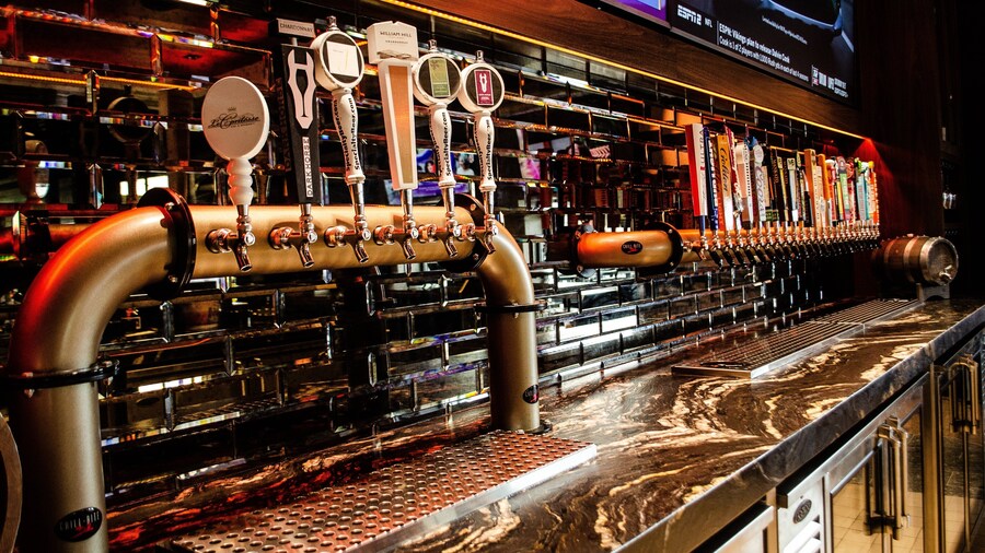 Holiday Inn & Suites St. Cloud by IHG