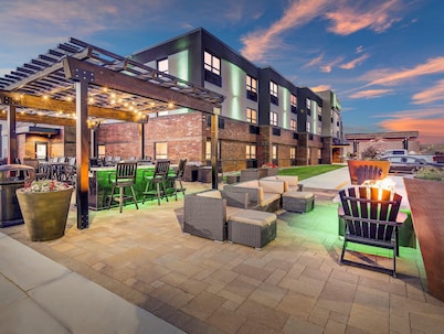 Holiday Inn & Suites St. Cloud by IHG