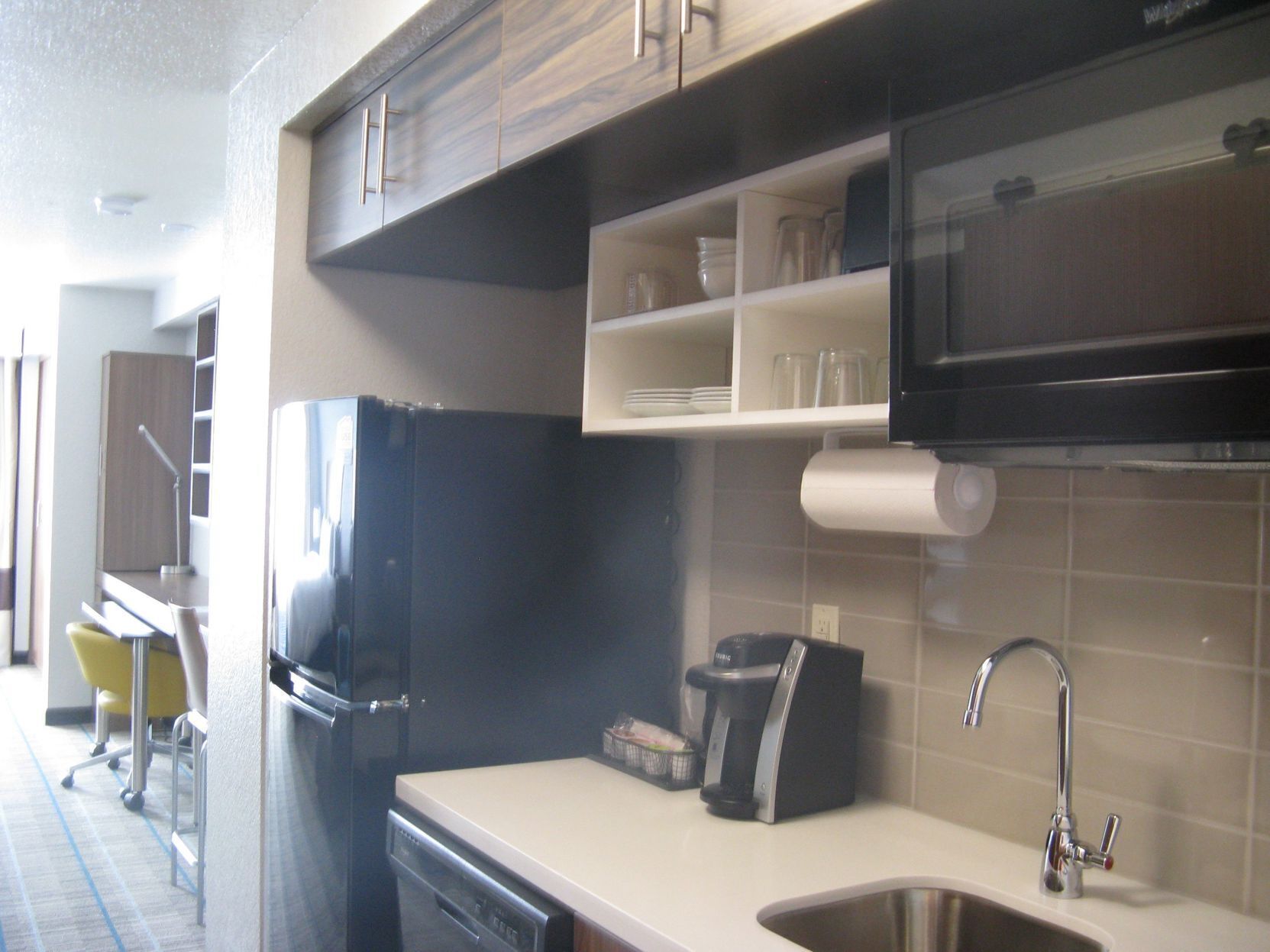 Private kitchen | Fridge, microwave, stovetop, dishwasher