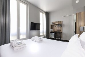 Club, One Double Bed