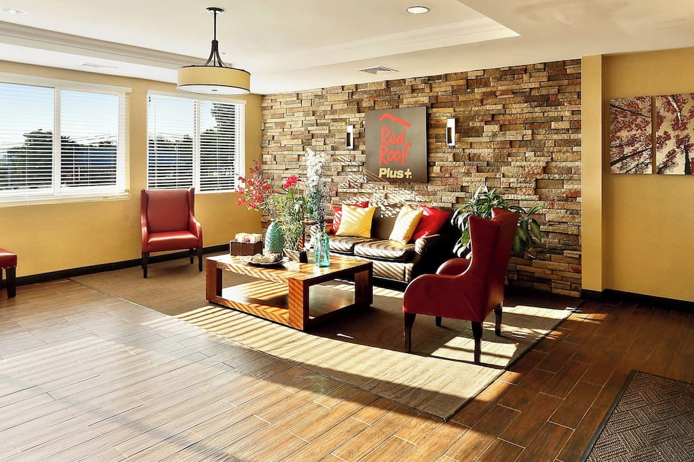 Red Roof Inn PLUS+ Washington DC - Rockville