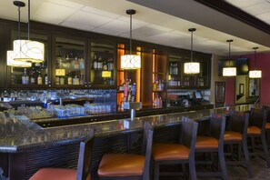 Serves dinner and happy hour
