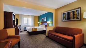 Quarto standard, 1 cama King, para não fumantes | 1 quarto, roupas de cama premium, escrivaninha, cortinas blackout