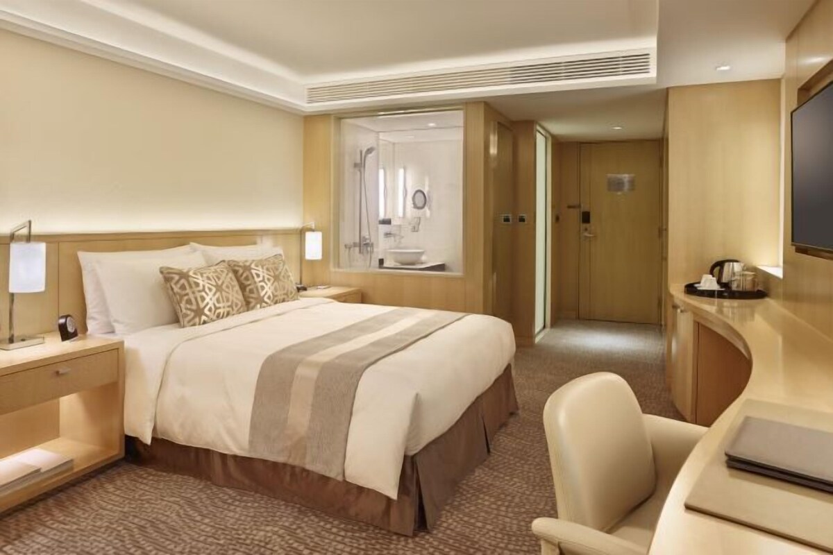 Ropa de cama de alta calidad y minibar 
