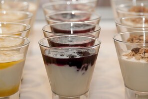 Daily buffet breakfast for a fee - Copthorne Hotel Wellington Oriental Bay (Wellington)