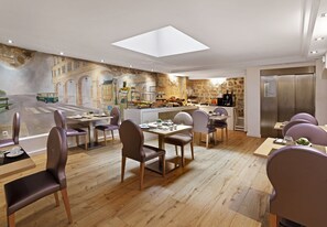 Daily buffet breakfast (EUR 15 per person)