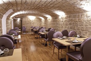 Esmorzar diari d'estil bufet (de pagament) 