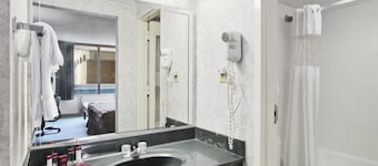 Ramada by Wyndham Roanoke