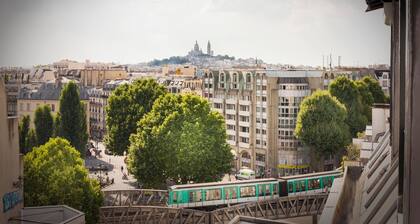 Libertel Canal Saint Martin