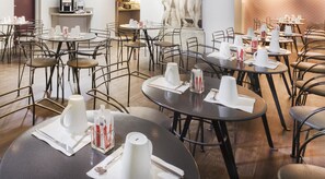 Daily continental breakfast for a fee - Libertel Canal Saint Martin (Paris)