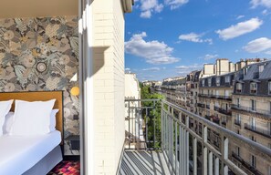 Chambre Double Confort (Paris) | Vue depuis le balcon