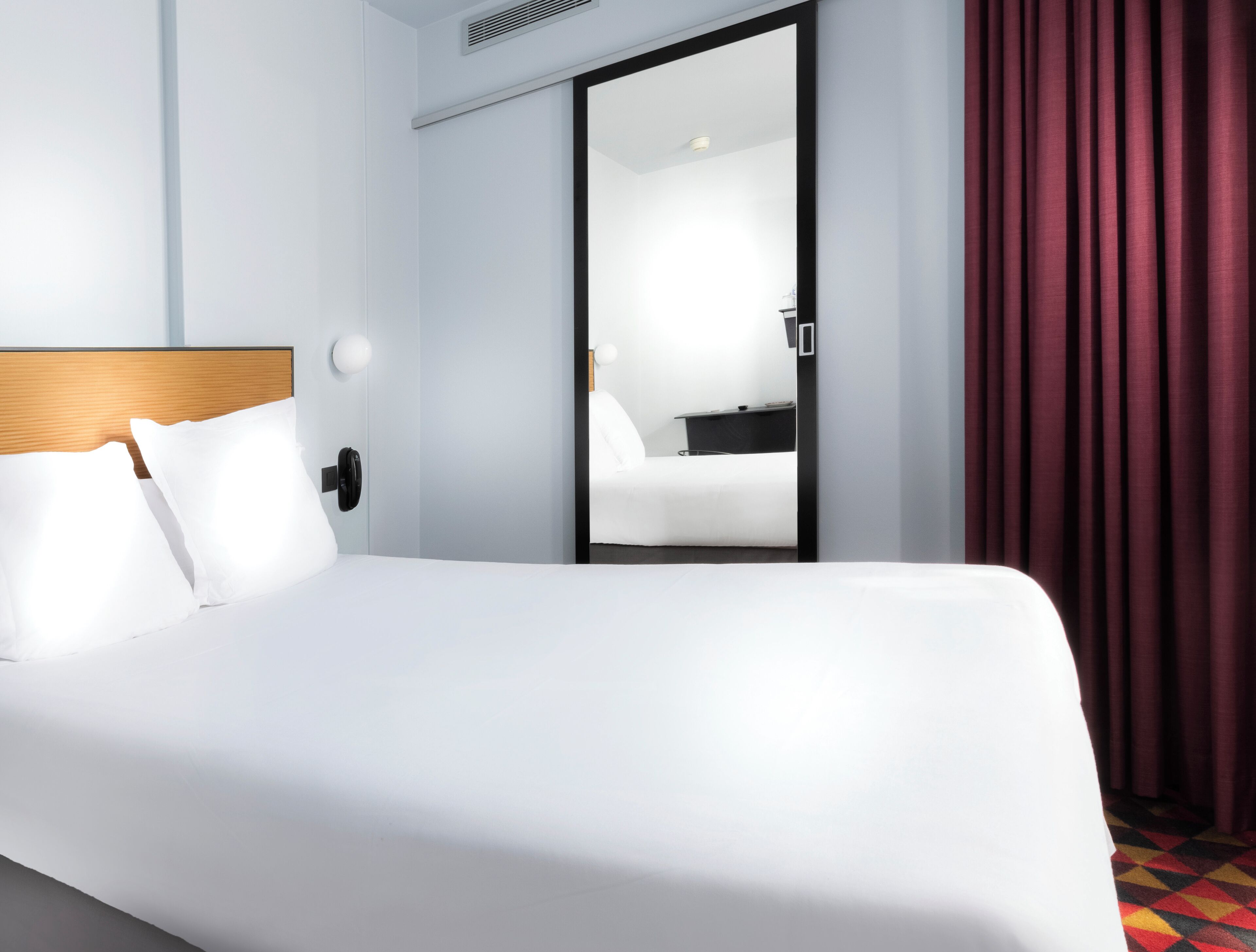 comfort double room, courtyard view | desk, blackout curtains, iron/ironing board, free wifi