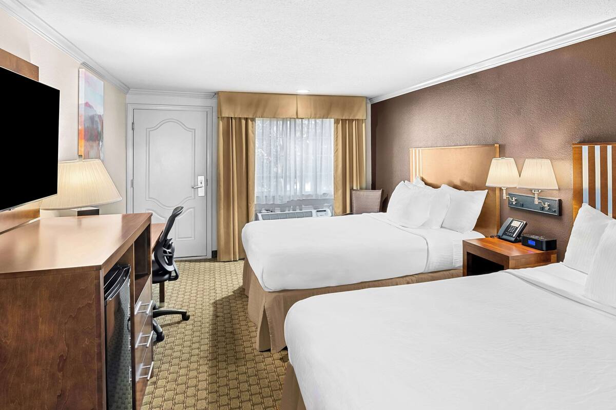 tempur-pedic beds, desk, blackout curtains, soundproofing